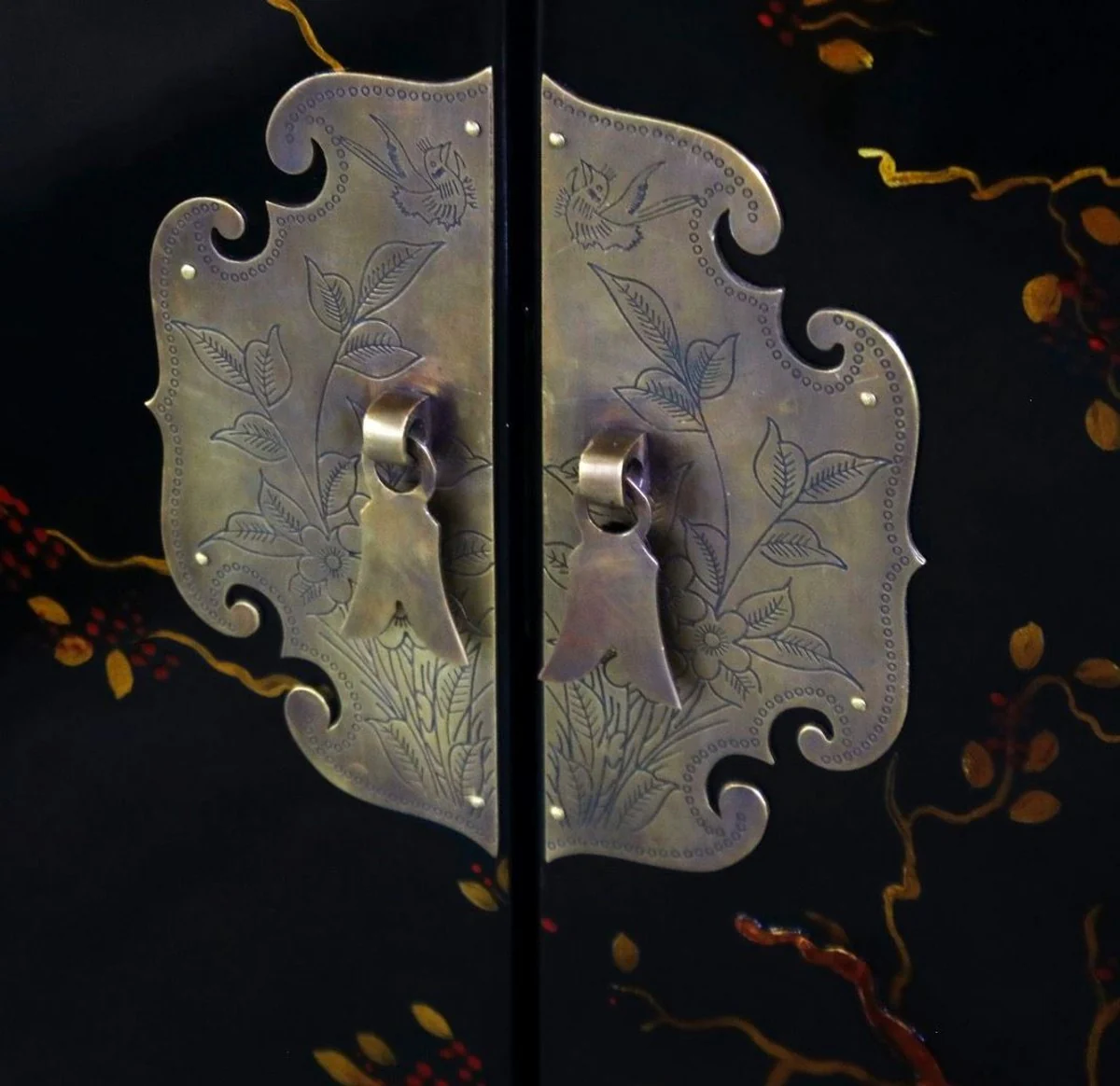 Luxus Barock Schrank mit 11 Schubladen Schwarz / Gold - Wohnzimmer Schrank im chinesischen Stil - Büroschrank - Luxus Möbel im Barockstil - Barock Möbel - Barock Einrichtung