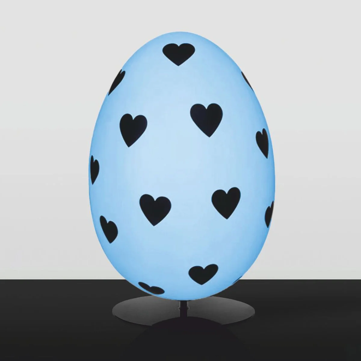 XXL Deko Osterei mit Ständer Hellblau / Schwarz H. 75 cm - Oster Dekoaration