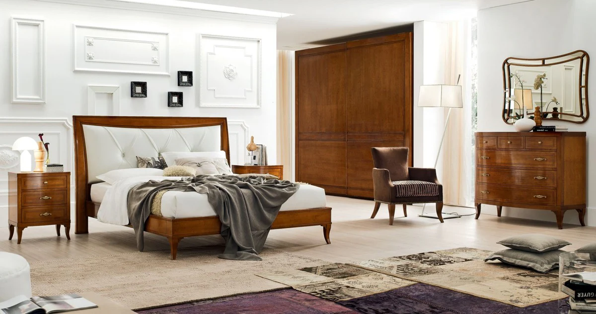 Luxus Biedermeier Doppelbett Braun / Weiß 188 x 219 x H. 128 cm - Massivholz Bett mit Echtleder Kopfteil - Schlafzimmer Möbel - Luxus Qualität