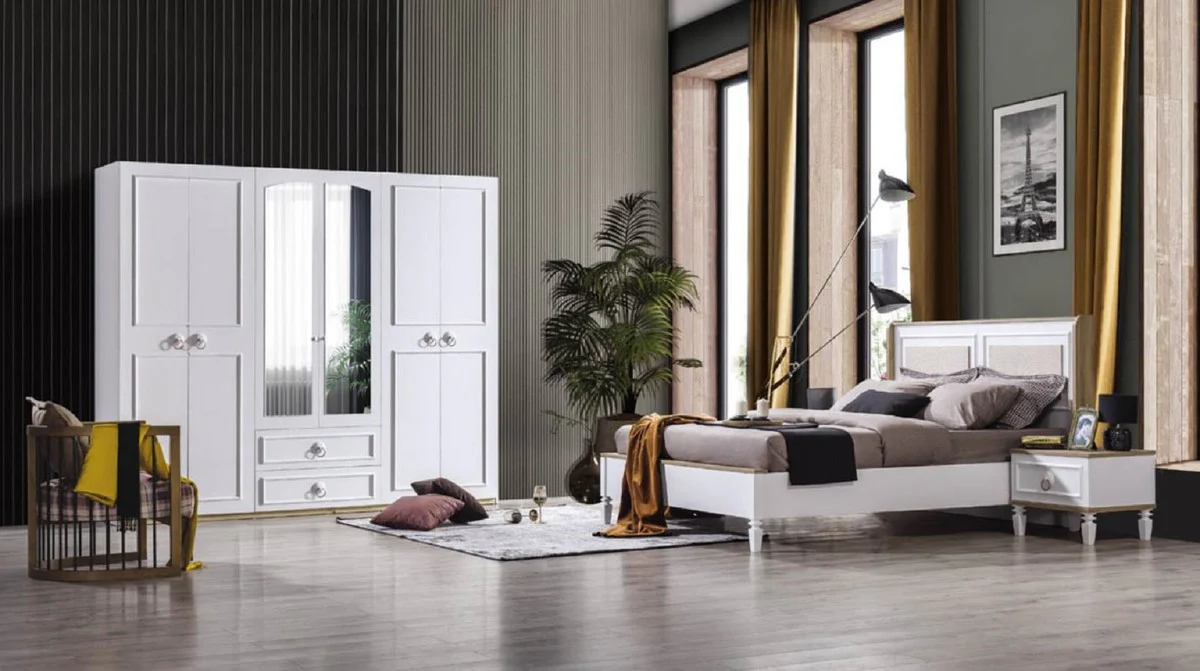 Landhausstil Schlafzimmerschrank Weiß / Braun 251 x H. 217 cm