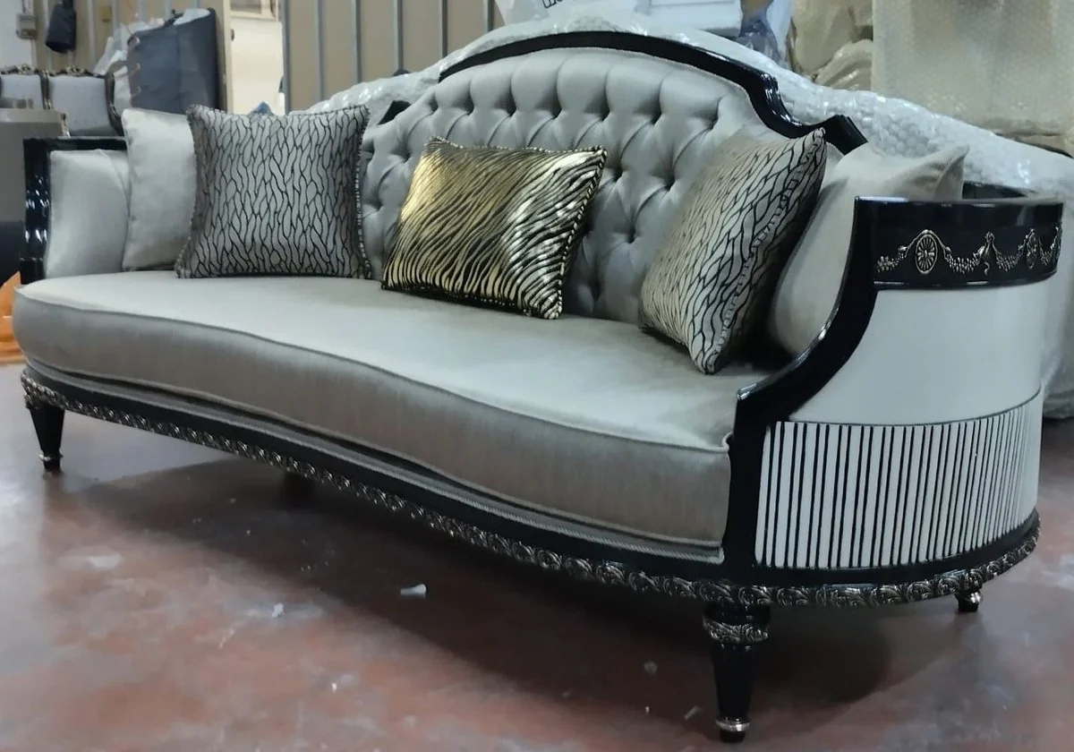 Luxus Barock Sofa Silber / Schwarz - Prunkvolles Wohnzimmer Sofa - Barockstil Wohnzimmer Möbel - Luxus Möbel im Barockstil - Barock Einrichtung - Edel & Prunkvoll