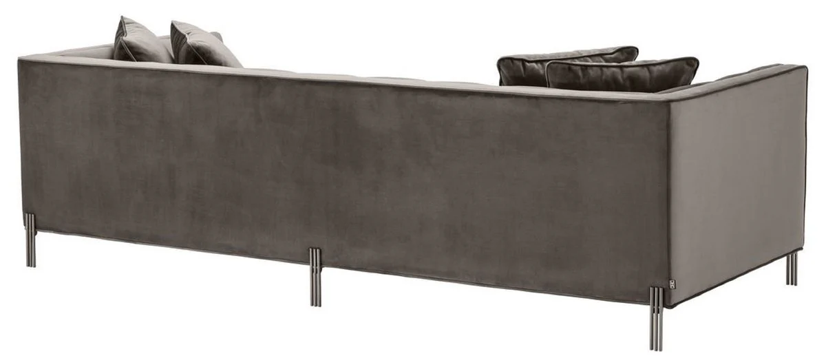 Luxus Samt Sofa mit 4 Kissen Grau / Messingfarben 231 x 95 x H. 68 cm - Wohnzimmer Sofa - Luxus Qualität