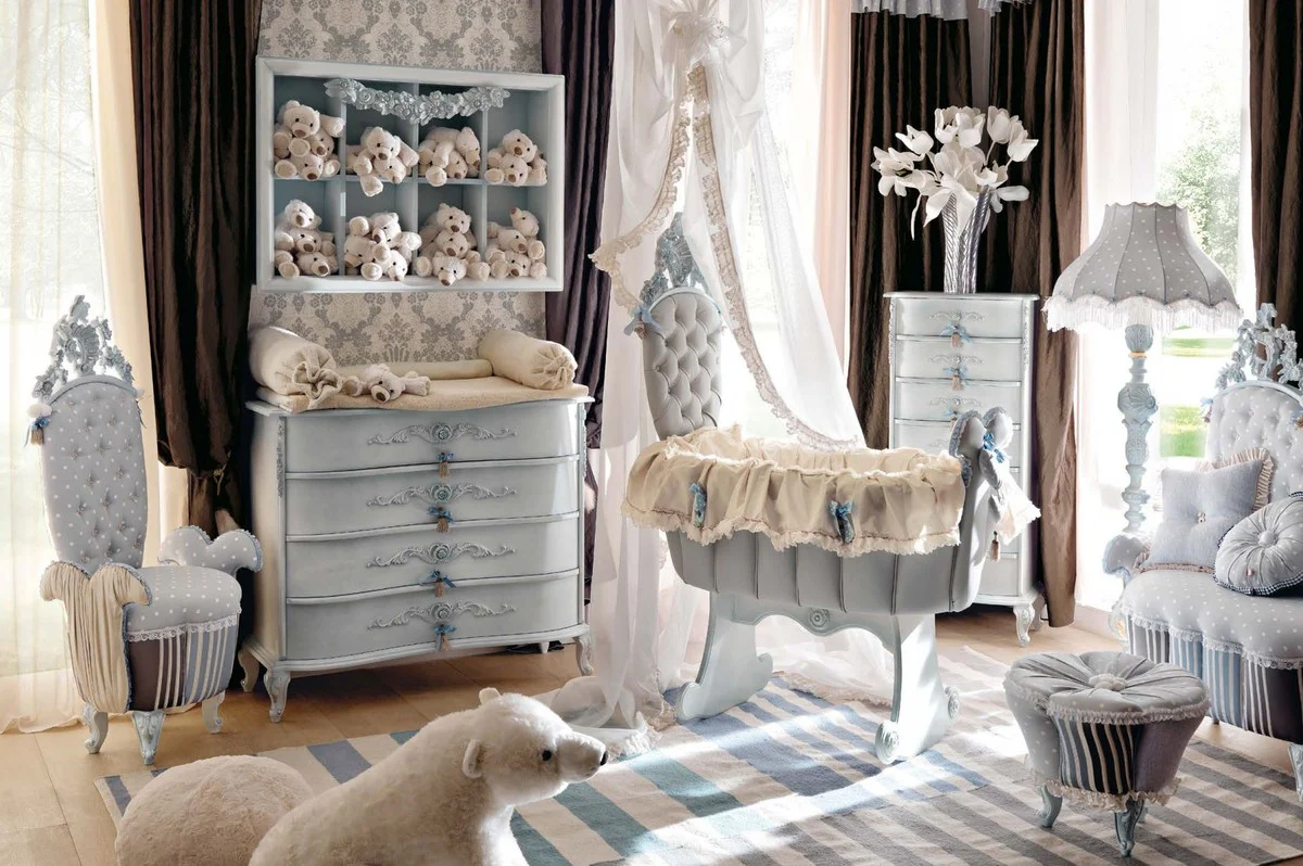 Luxus Barock Schaukel Babybett Grau / Hellblau - Prunkvolles Massivholz Baby Schaukelbett - Barock Baby Möbel - Erstklassische Qualität - Made in Italy