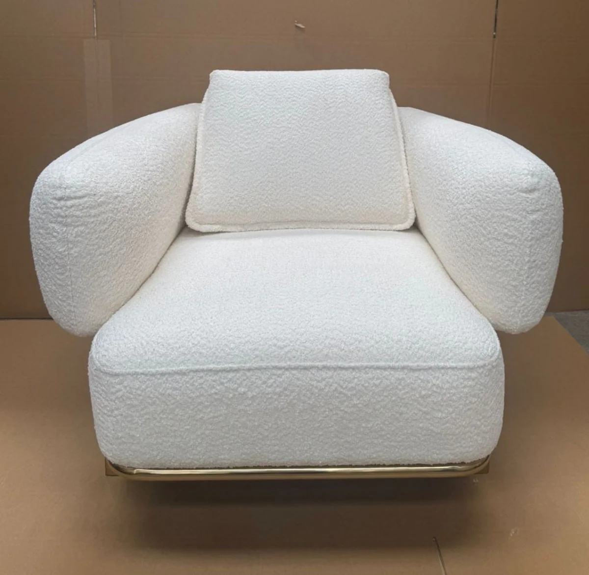 Luxus Sessel Weiß / Gold 115 cm - Wohnzimmer & Hotel Möbel