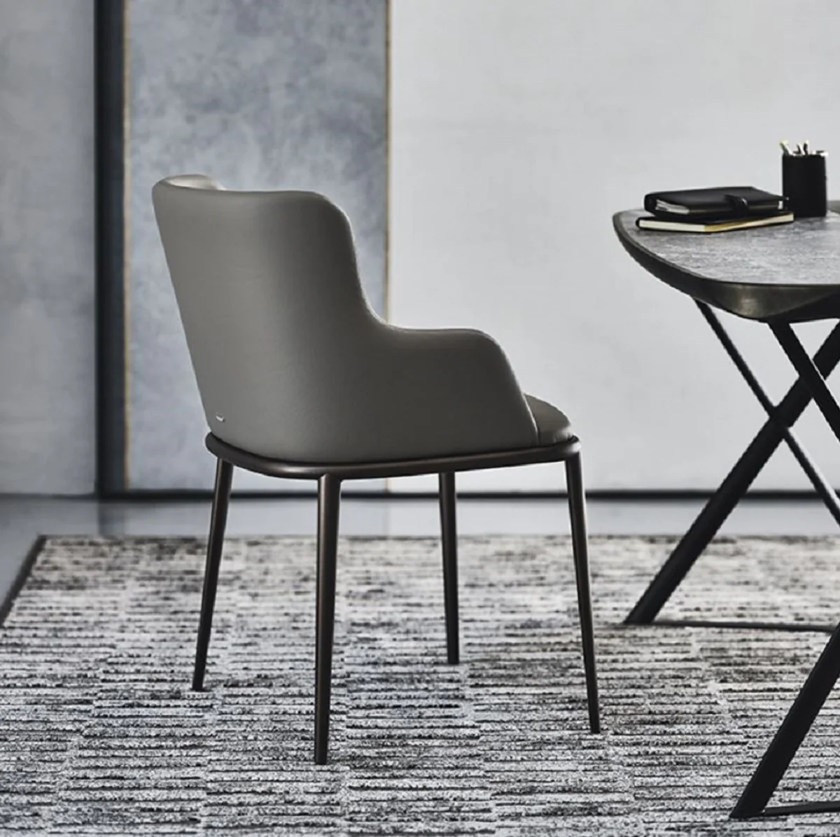 Luxus Esszimmerstuhl 8er Set Grau / Schwarz - Luxus Esszimmer & Restaurant Möbel - Luxus Qualität - Made in Italy