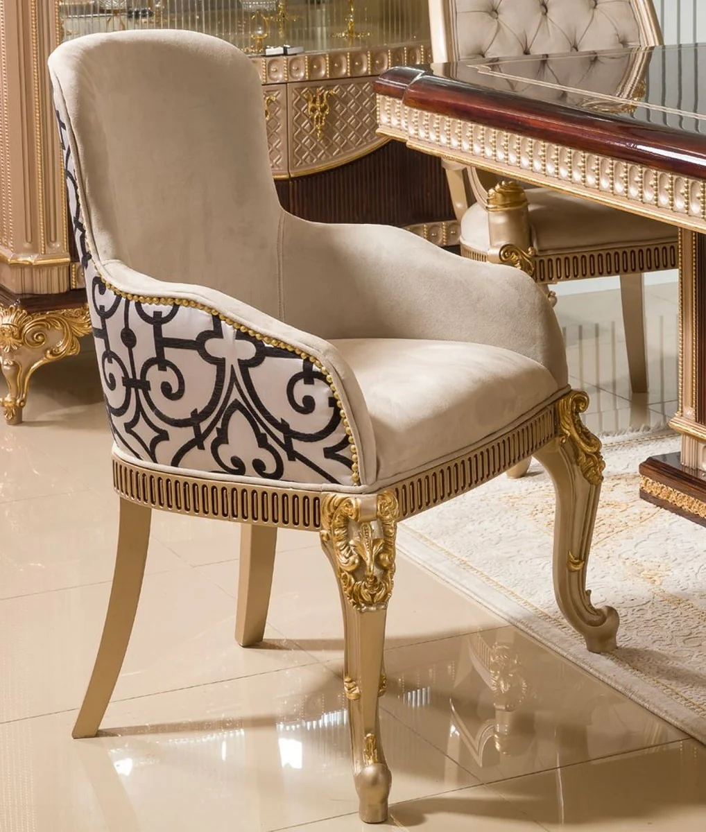 Luxus Barock Esszimmer Stuhl mit Armlehnen Grau / Weiß / Schwarz / Gold H. 94 cm