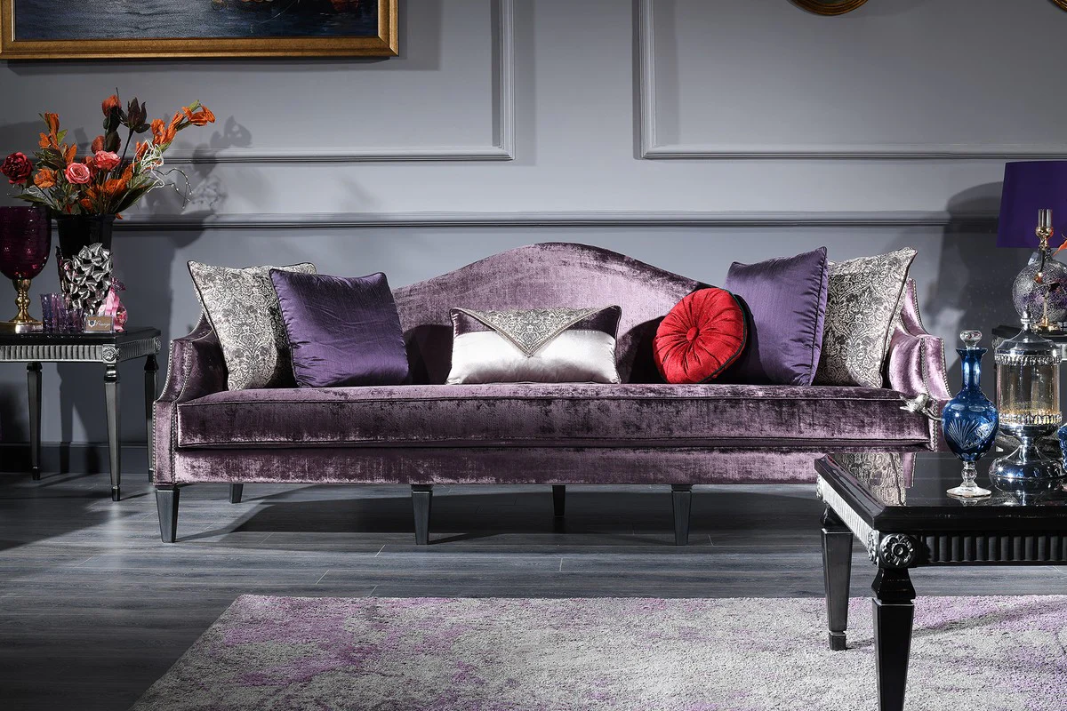 Luxus Barock Samtsofa Lila / Schwarz / Silber 245 x 93 x H. 90 cm - Wohnzimmer Sofa - Barock Wohnzimmermöbel