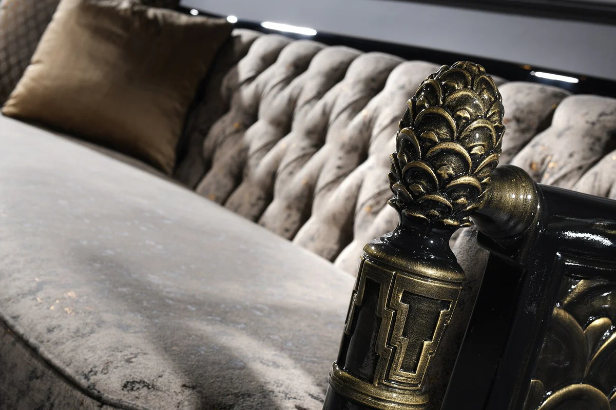 Luxus Barock Chesterfield Sofa Silbergrau / Schwarz / Gold 231 x 94 x H. 83 cm - Barock Wohnzimmermöbel