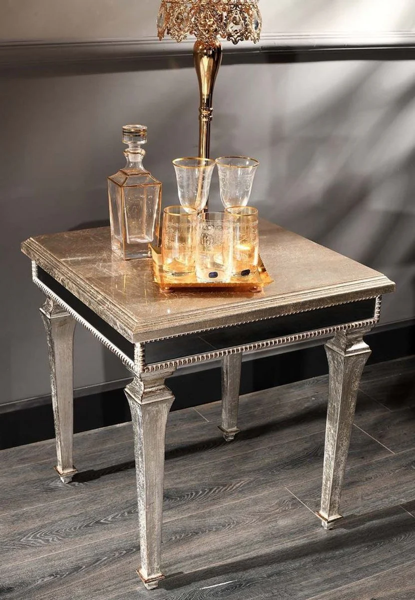 Luxus Barock Beistelltisch Antik Silber 62 x 62 x H. 60 cm - Edler Massivholz Tisch mit Spiegelglas - Luxus Qualität