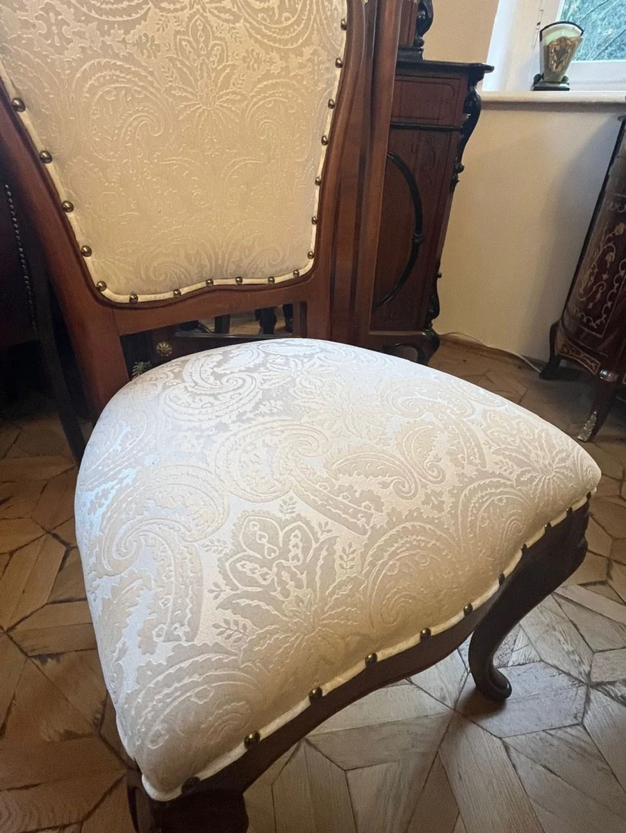 Luxus Barock Esszimmerstuhl Cremefarben / Braun - Handgefertigter Massivholz Stuhl mit elegantem Muster - Barockstil Küchenstuhl - Barock Esszimmer Möbel - Edel & Prunkvoll