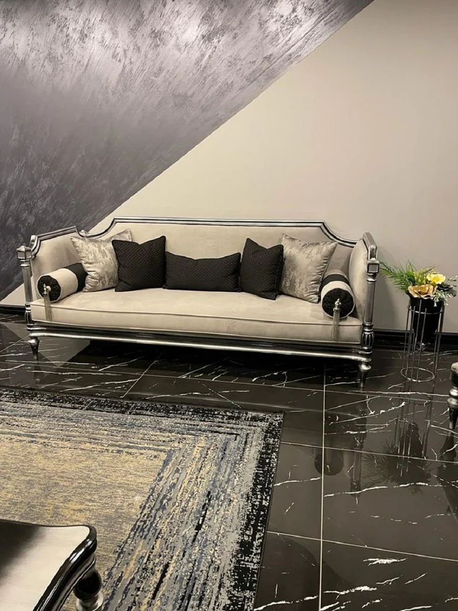 Luxus Barock Sofa Cremefarben / Silber / Schwarz - Handgefertigtes Wohnzimmer Sofa im Barockstil - Barock Wohnzimmer Möbel