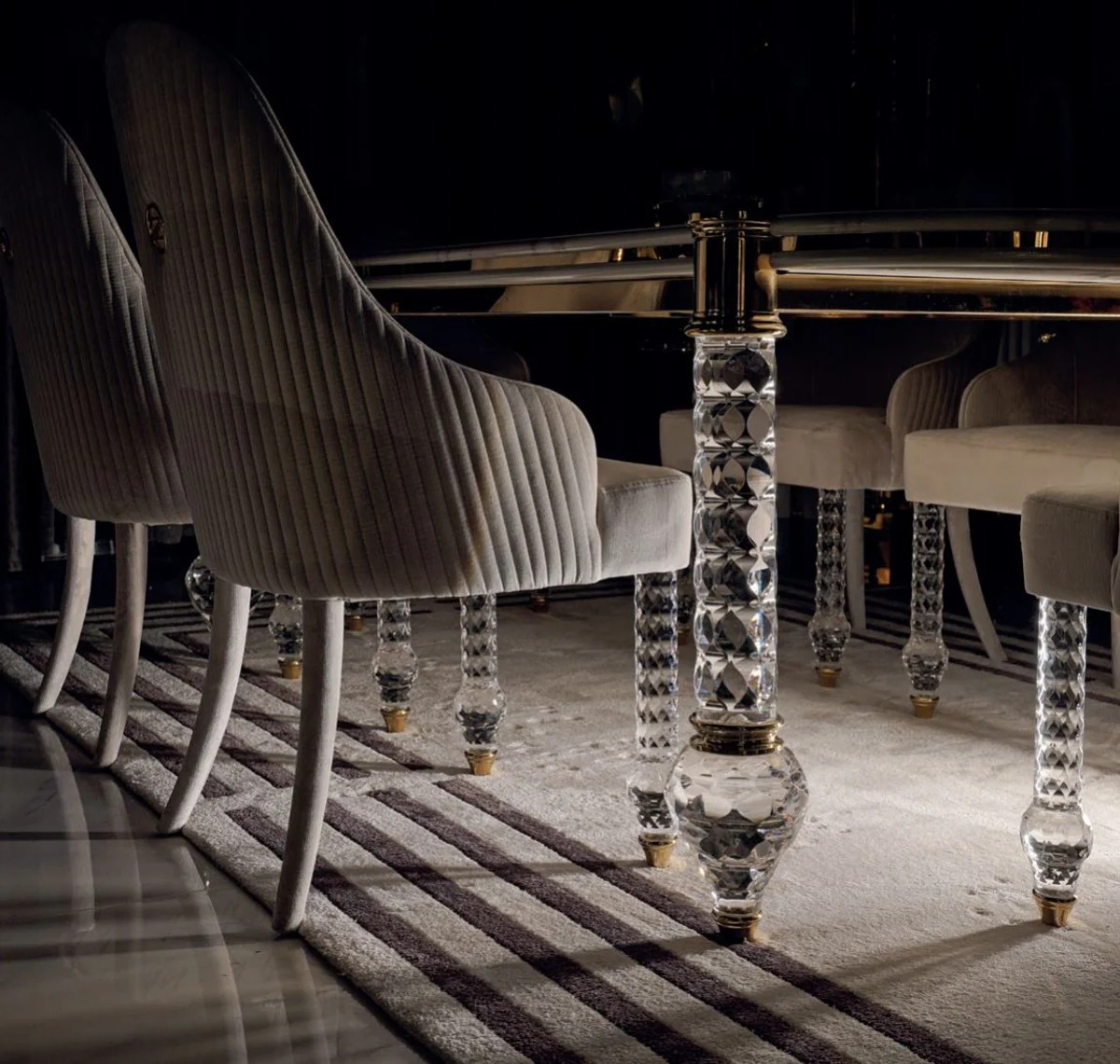 Luxus Art Deco Esszimmer Set Weiß / Grau / Gold - 1 Art Deco Esstisch mit Kunstmarmor Tischplatte & 6 Art Deco Esszimmerstühle - Art Deco Esszimmer Möbel - Luxus Qualität