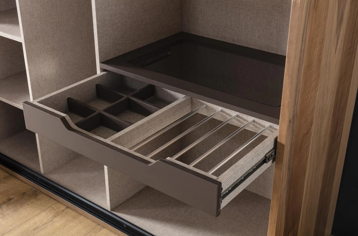 Luxus Schlafzimmerschrank Braun / Kupferfarben 260 x 70 x H. 220 cm - Massivholz Kleiderschrank mit 2 Schiebetüren - Luxus Schlafzimmer Möbel