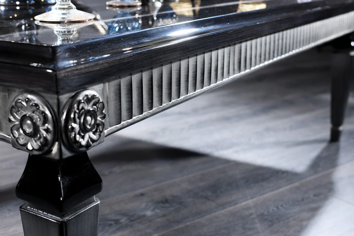 Luxus Barock Couchtisch Schwarz / Silber 130 x 79 x H. 43 cm - Wohnzimmertisch im Barockstil