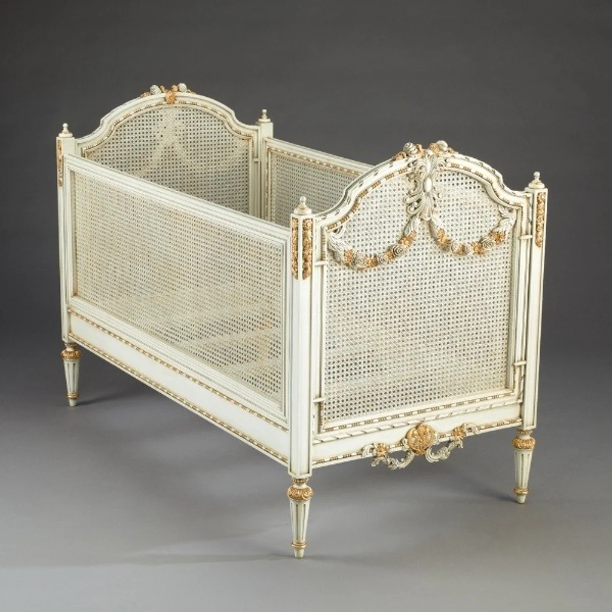 Luxus Barock Baby Bett Louis XVI Antik Weiß/Gold