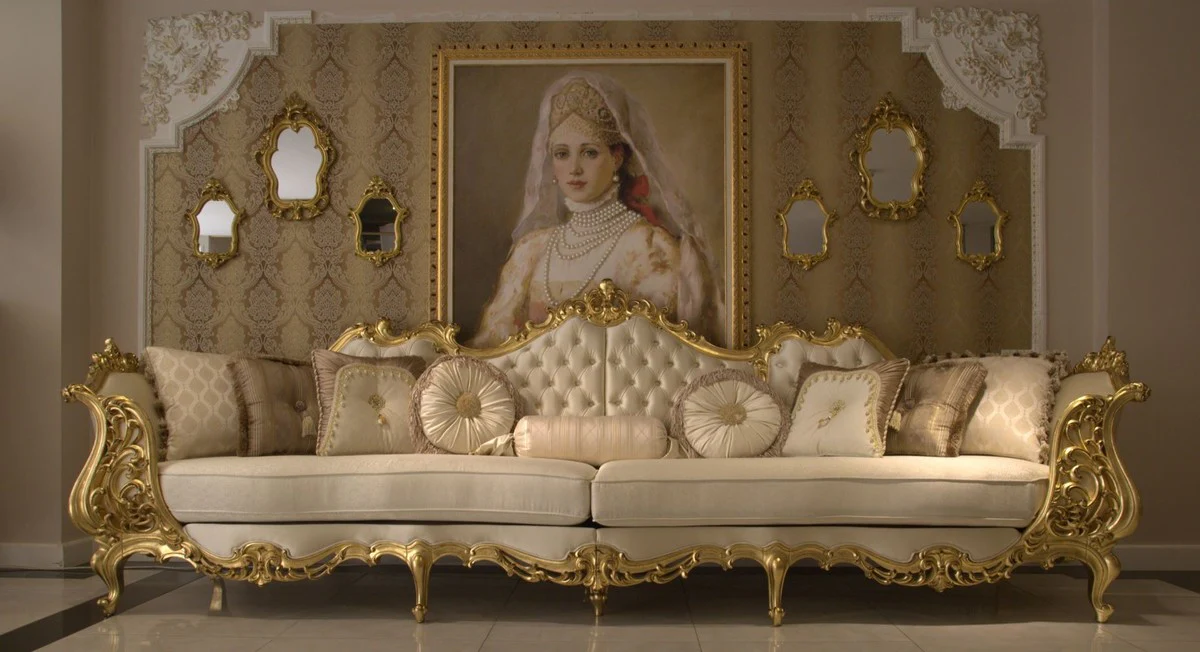 Luxus Barock Wohnzimmer Sofa Creme / Gold 360 x 100 x H. 115 cm - Prunkvolles Sofa im Barockstil - Edle Barock Wohnzimmer Möbel