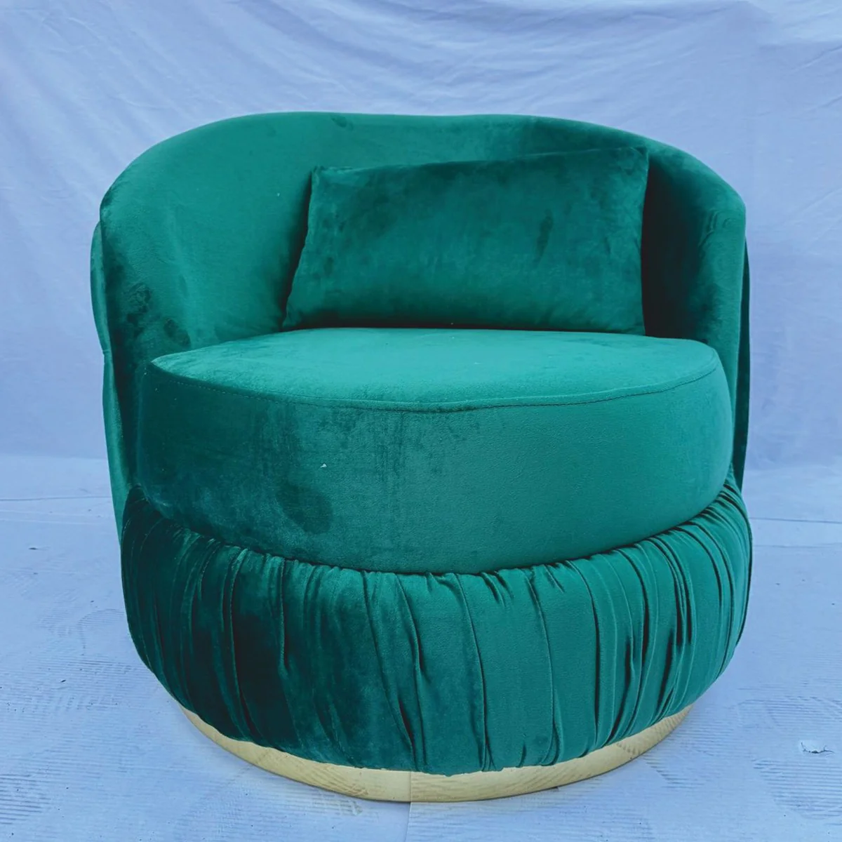 Luxus Chesterfield Sessel Grün / Gold - Wohnzimmer Möbel