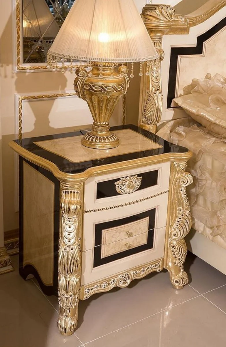 Luxus Barock Schlafzimmer Set Weiß / Beige / Schwarz / Gold - 1 Barock Doppelbett mit Kopfteil & 2 Barock Nachtkommoden - Luxus Schlafzimmer Möbel im Barockstil - Barock Interior