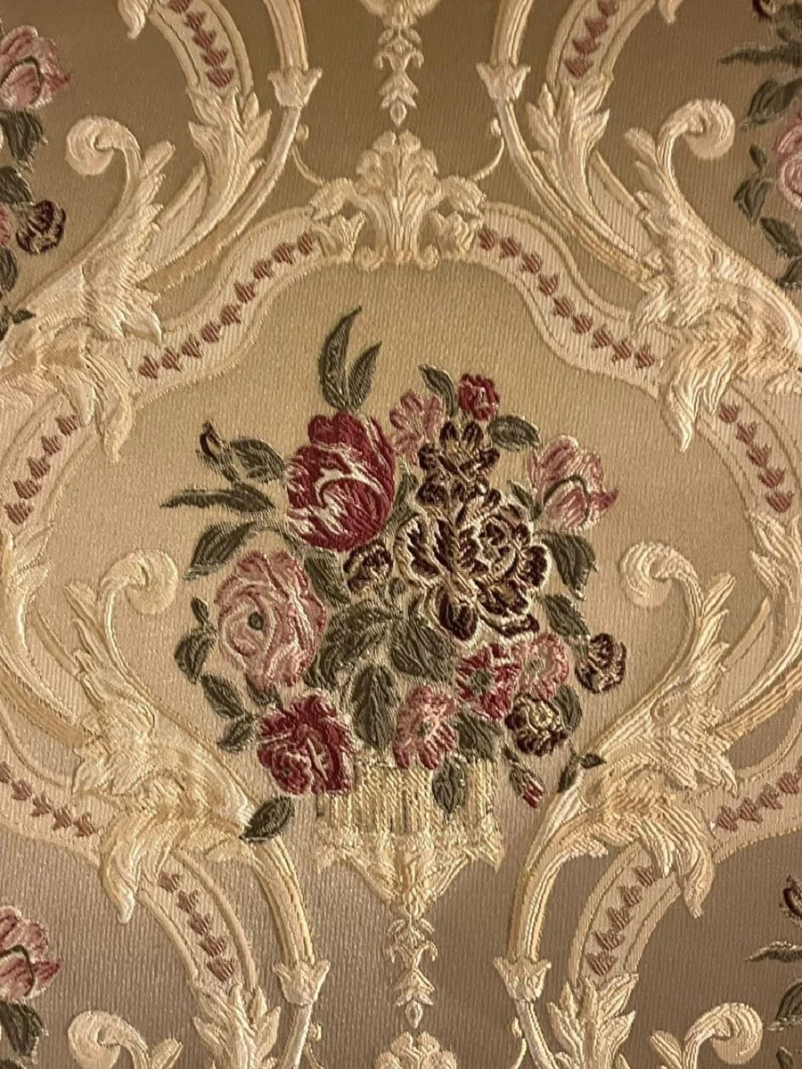 Pompöös by Luxus Barock Thron Sessel Krone Creme / Gold - designed by Harald Glööckler