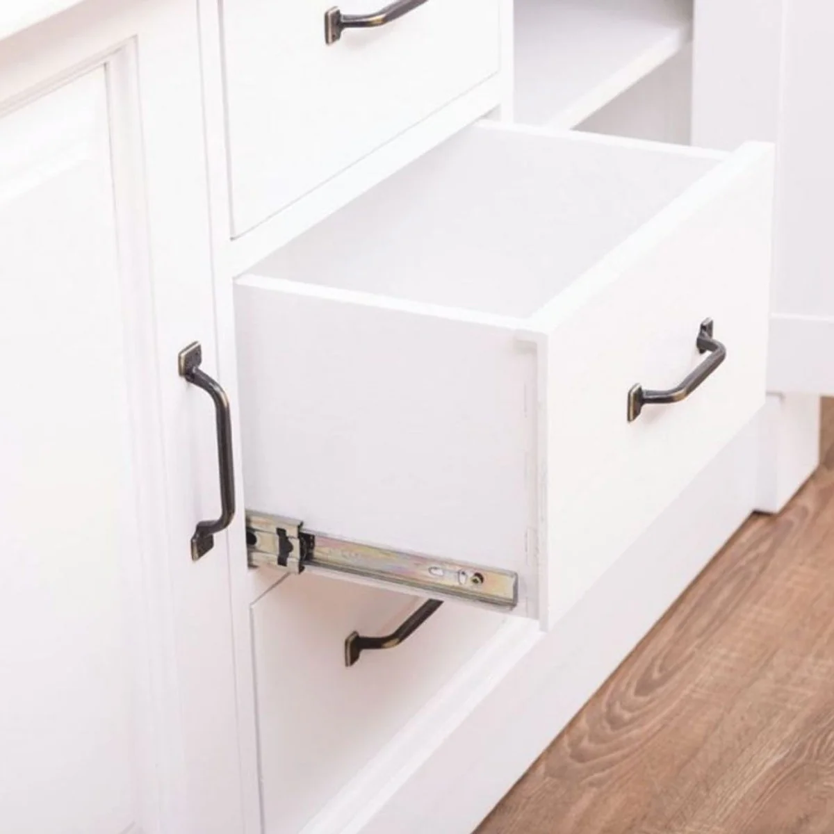 Landhausstil Doppel Waschbeckenschrank Weiß / Naturfarben 150 cm