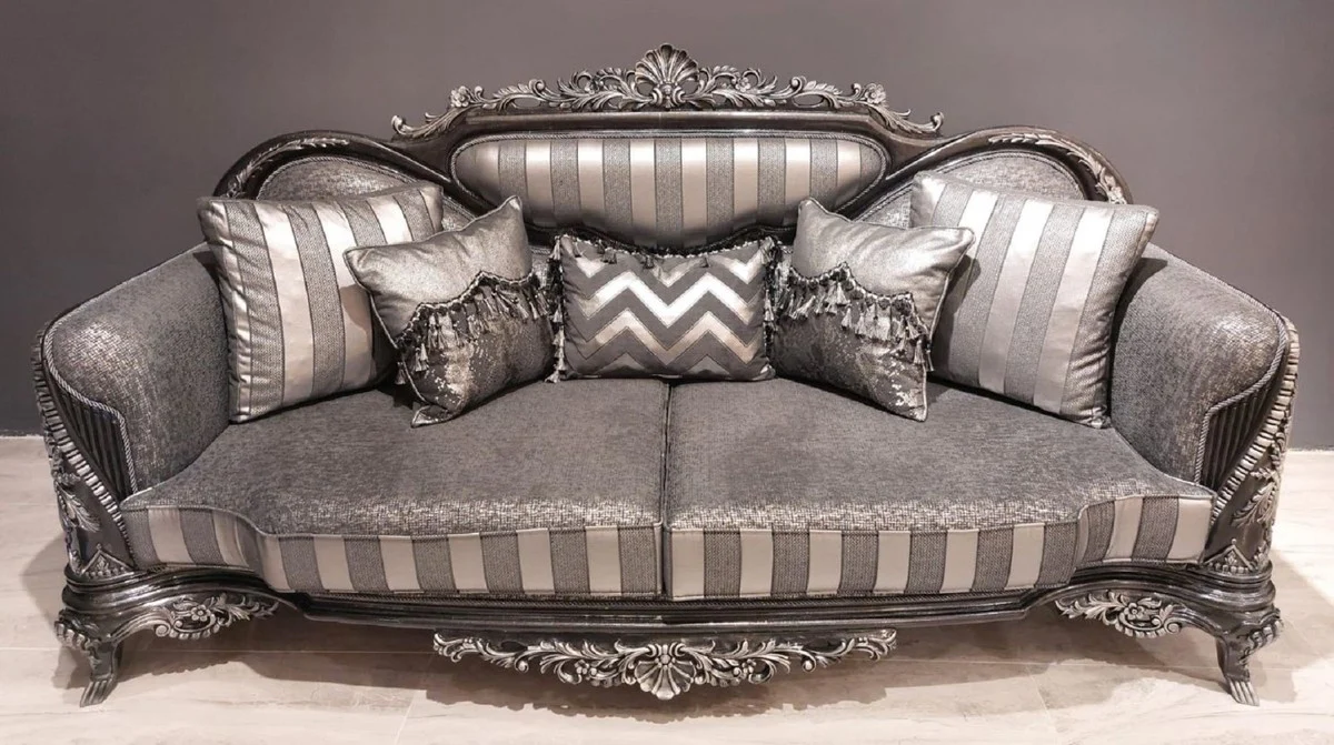 Luxus Barock Sofa Silber / Grau / Schwarz / Silber - Prunkvolles Wohnzimmer Sofa - Barock Wohnzimmer Möbel - Edel & Prunkvoll