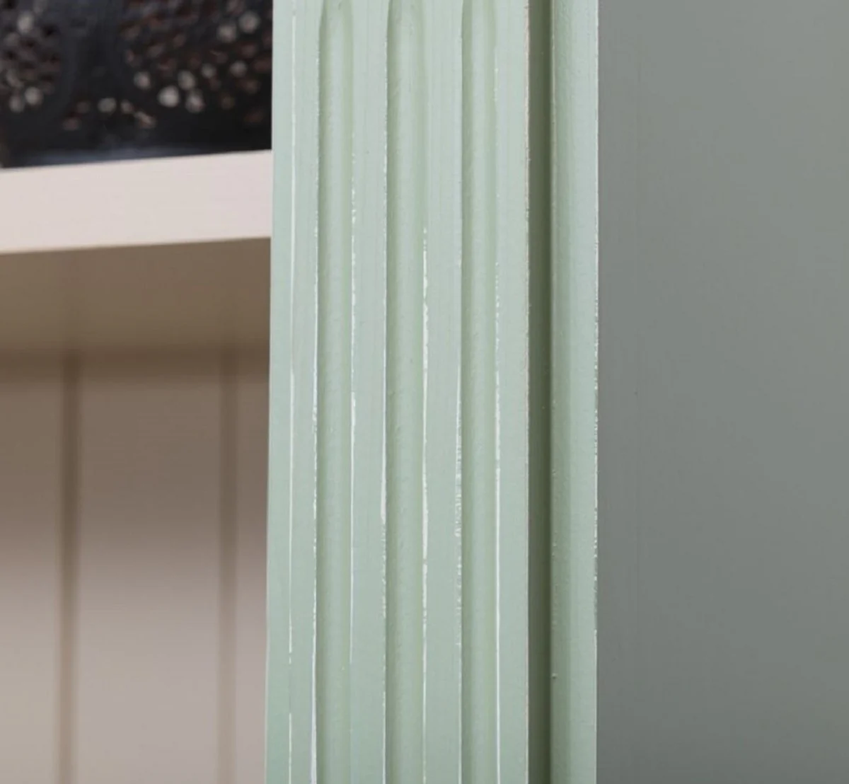 Landhausstil Bücherschrank Grün / Grau 120 x 39 x H. 197 cm - Massivholz Schrank - Wohnzimmerschrank - Büroschrank - Landhausstil Möbel