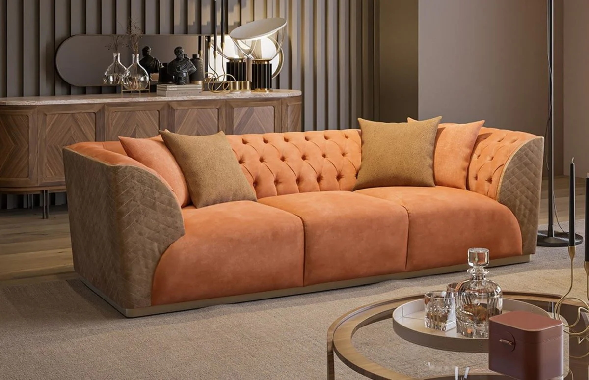 Luxus Chesterfield Sofa Orange / Braun / Messing 250 x 98 x H. 73 cm - Wohnzimmer Sofa - Hotel Sofa - Wohnzimmer Möbel - Chesterfield Möbel - Luxus Möbel - Luxus Einrichtung