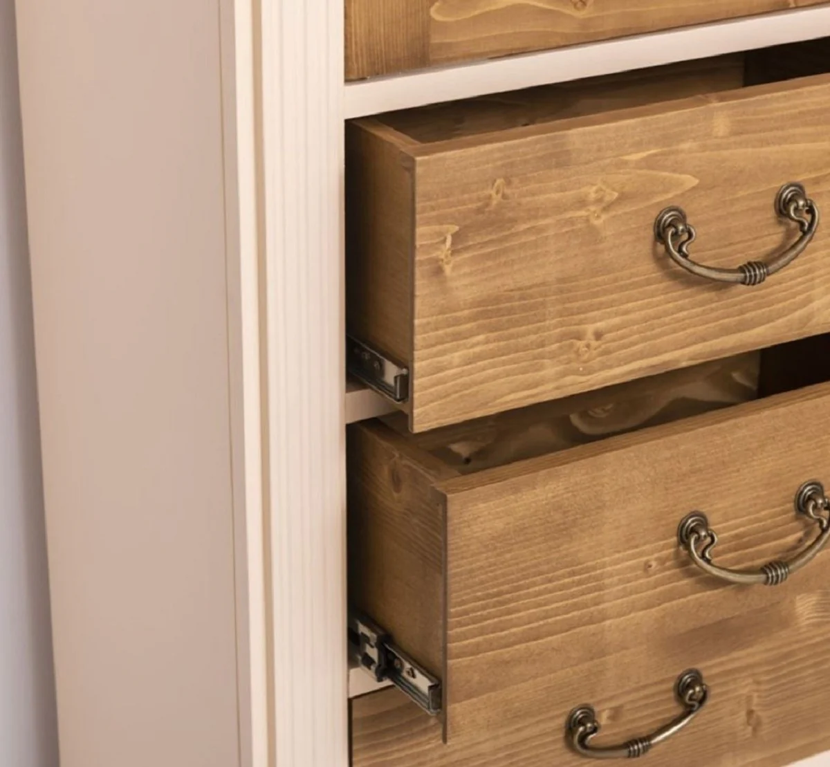 Landhausstil Schrank Creme / Braun 120 x 39 x H. 197 cm - Landhausstil Esszimmer Schrank - Landhausstil Vitrinenschrank - Massivholz Möbel - Landhausstil Möbel