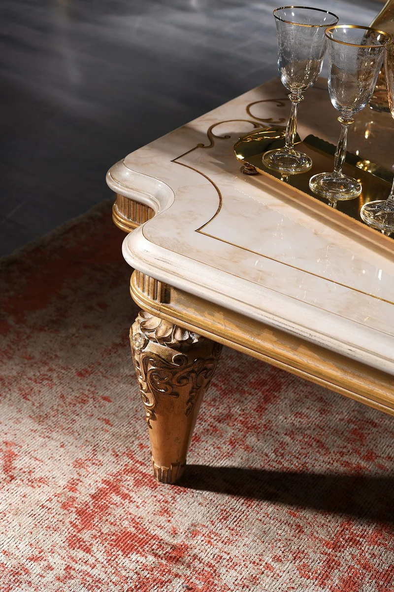 Luxus Barock Wohnzimmertisch Weiß / Gold 140 x 90 x H. 42 cm - Barock Couchtisch