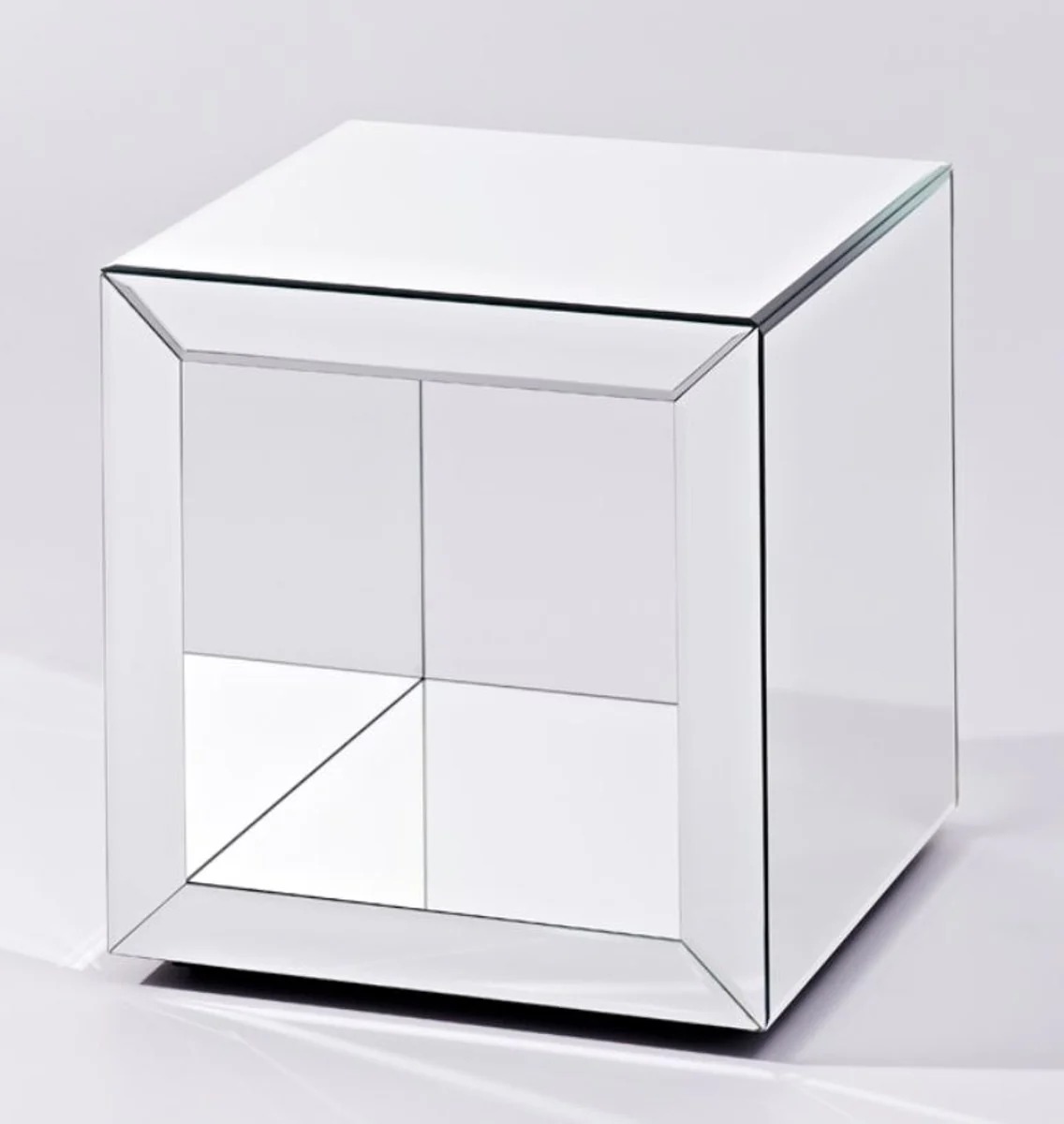 Luxus Spiegelglas Beistelltisch im Würfel Design 46 x 46 x H. 48 cm - Designer Wohnzimmermöbel