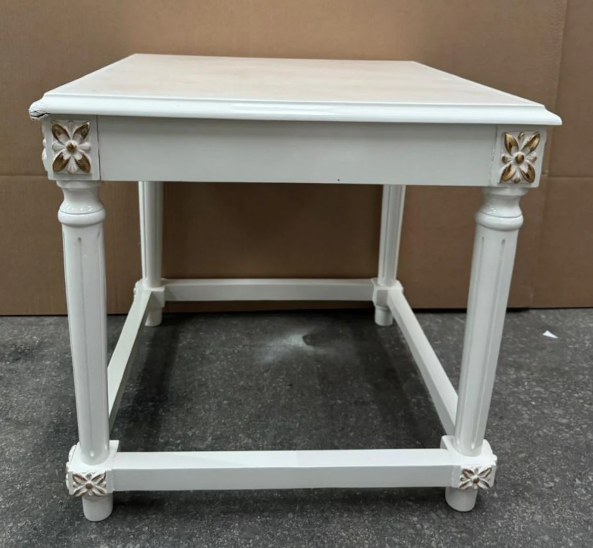 Barock Beistelltisch Weiß / Gold 55 cm - Barock Möbel