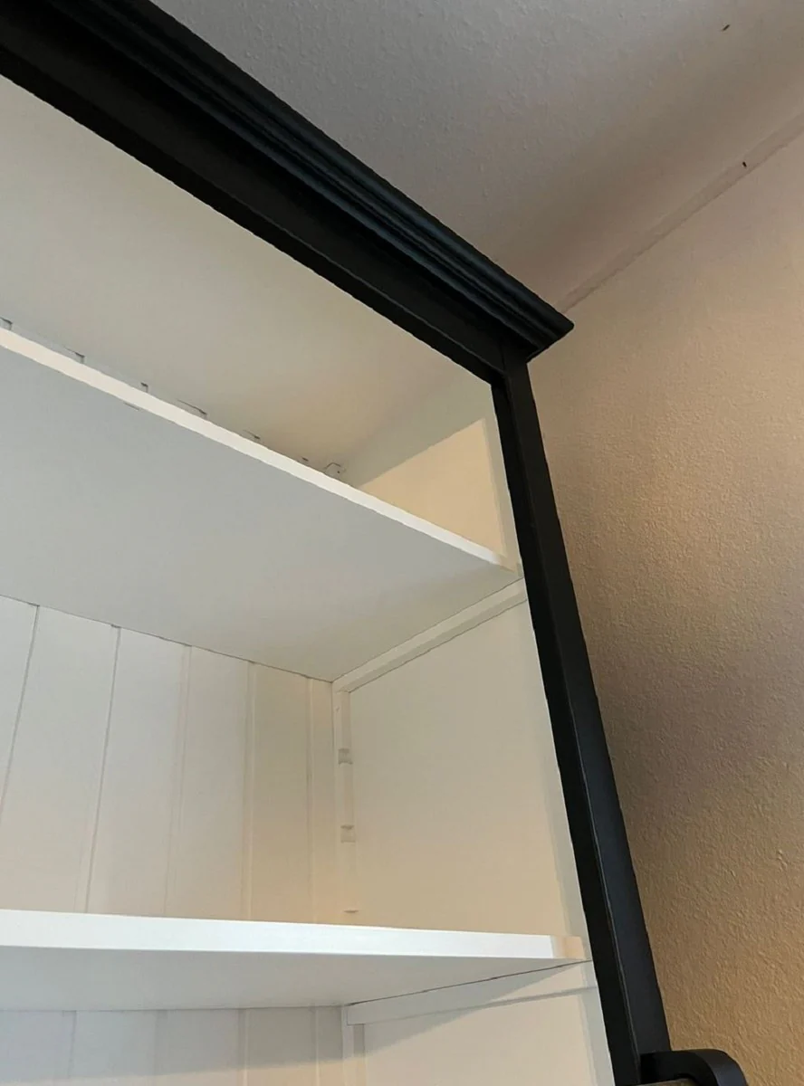 Landhausstil Bücherschrank mit Leiter Schwarz / Weiß H. 260 cm - Landhausstil Möbel