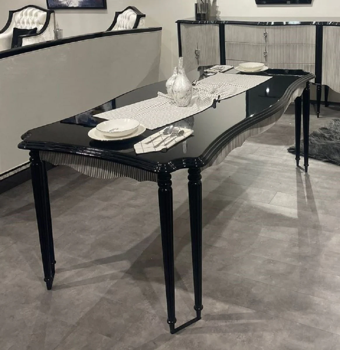 Luxus Barock Esstisch mit 8 Tischbeinen Schwarz / Grau - Prunkvoller Barockstil Küchentisch - Luxus Esszimmer Möbel im Barockstil - Barock Esszimmer Möbel - Barock Einrichtung