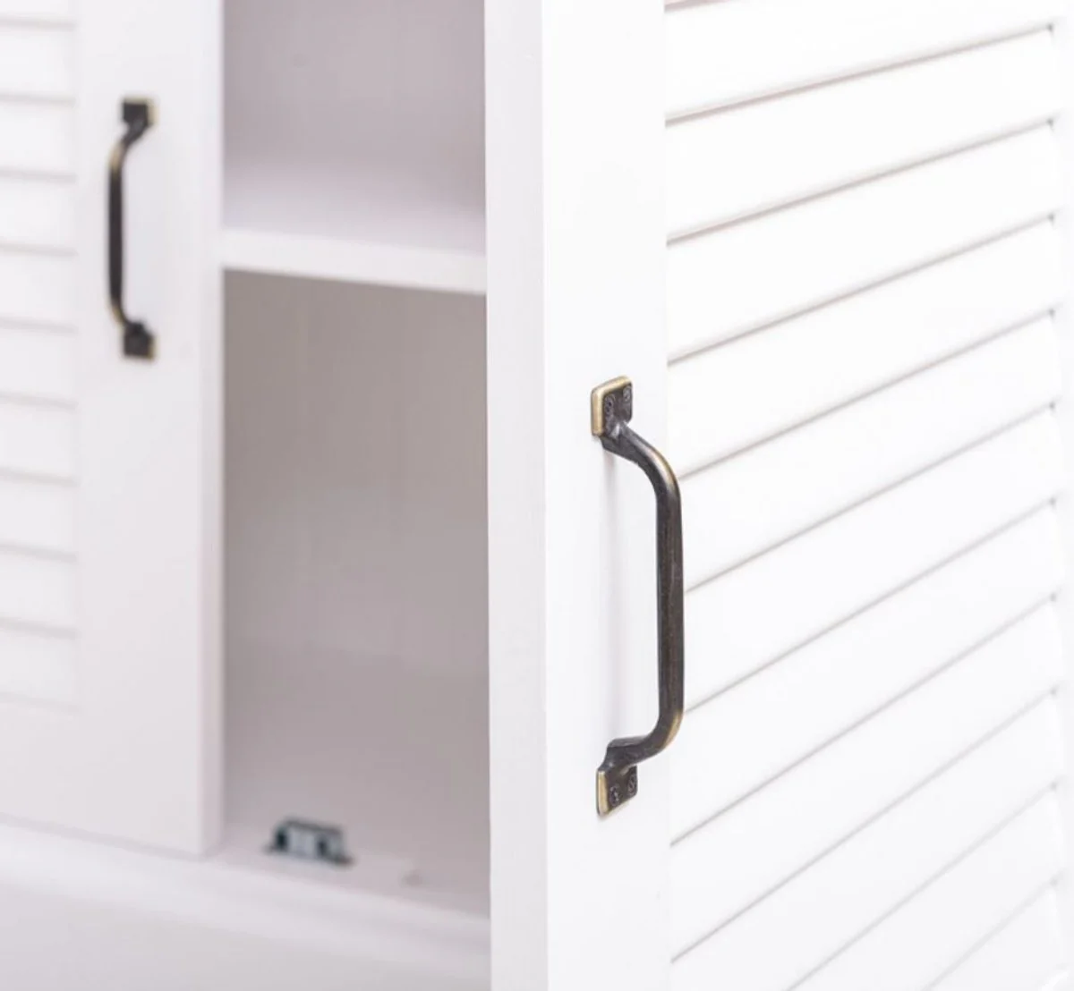 Landhausstil Massivholz Schrank mit 4 Türen Weiß 64 x 39 x H. 210 cm - Regalschrank - Wohnzimmerschrank - Vitrinenschrank - Landhausstil Möbel