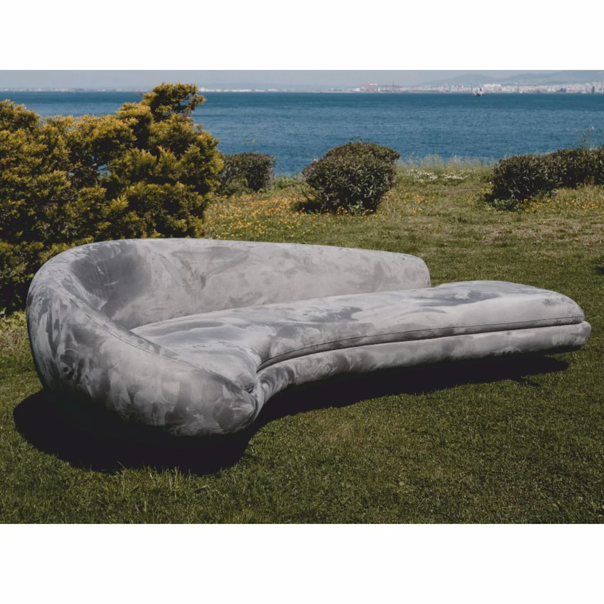 Luxus Sofa Grau / Schwarz 300 cm - Gebogenes Wohnzimmer & Hotel Sofa