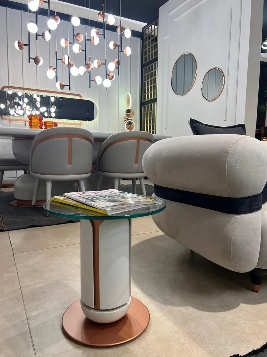 Luxus Beistelltisch Weiß / Kupfer Ø 40 x H. 40 cm - Runder Tisch mit Glasplatte - Wohnzimmer Möbel - Hotel Möbel - Luxus Möbel