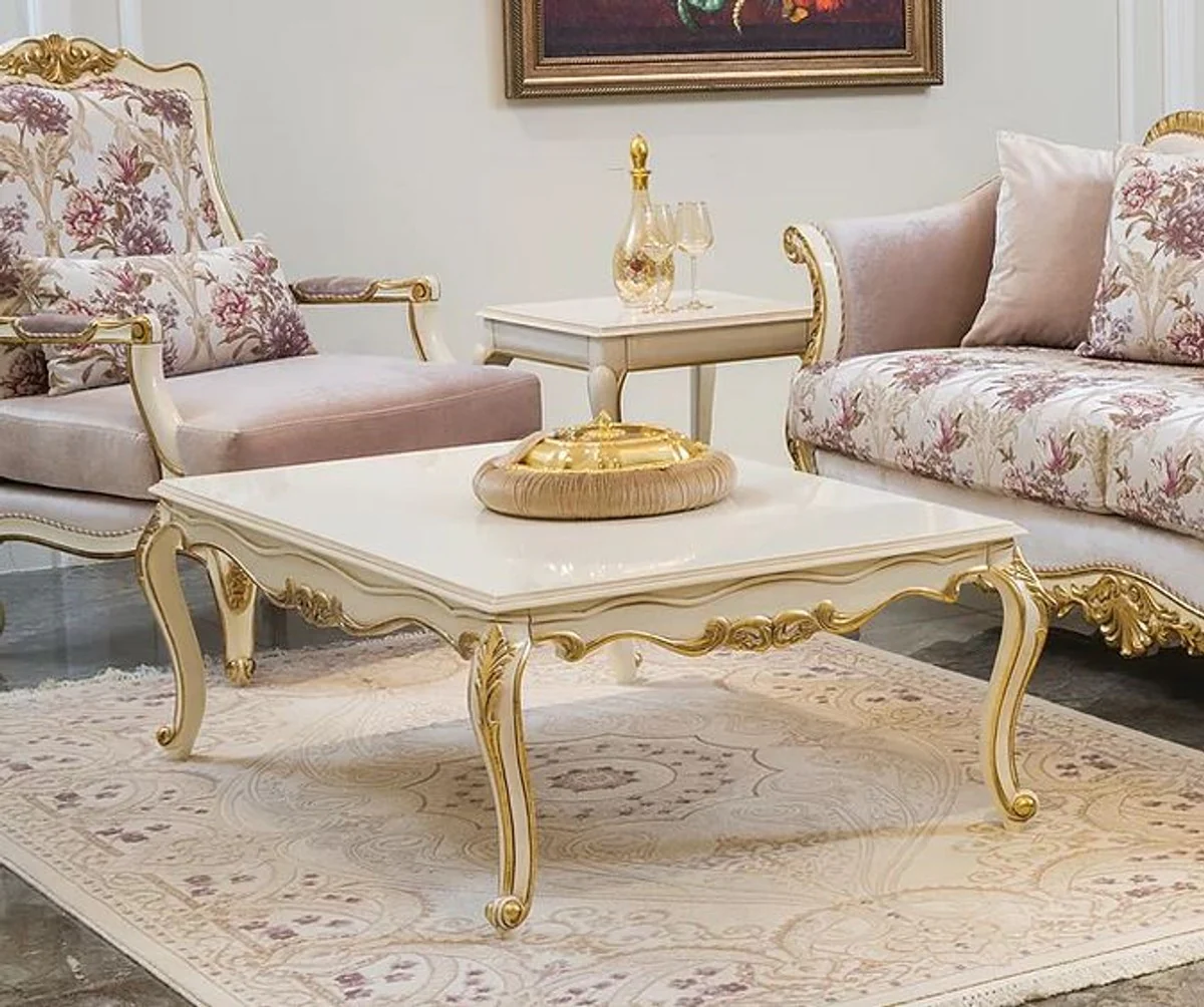 Luxus Barock Couchtisch Weiß / Gold 121 x 81 x H. 44 cm - Edler Massivholz Wohnzimmertisch im Barockstil - Barock Wohnzimmer Möbel