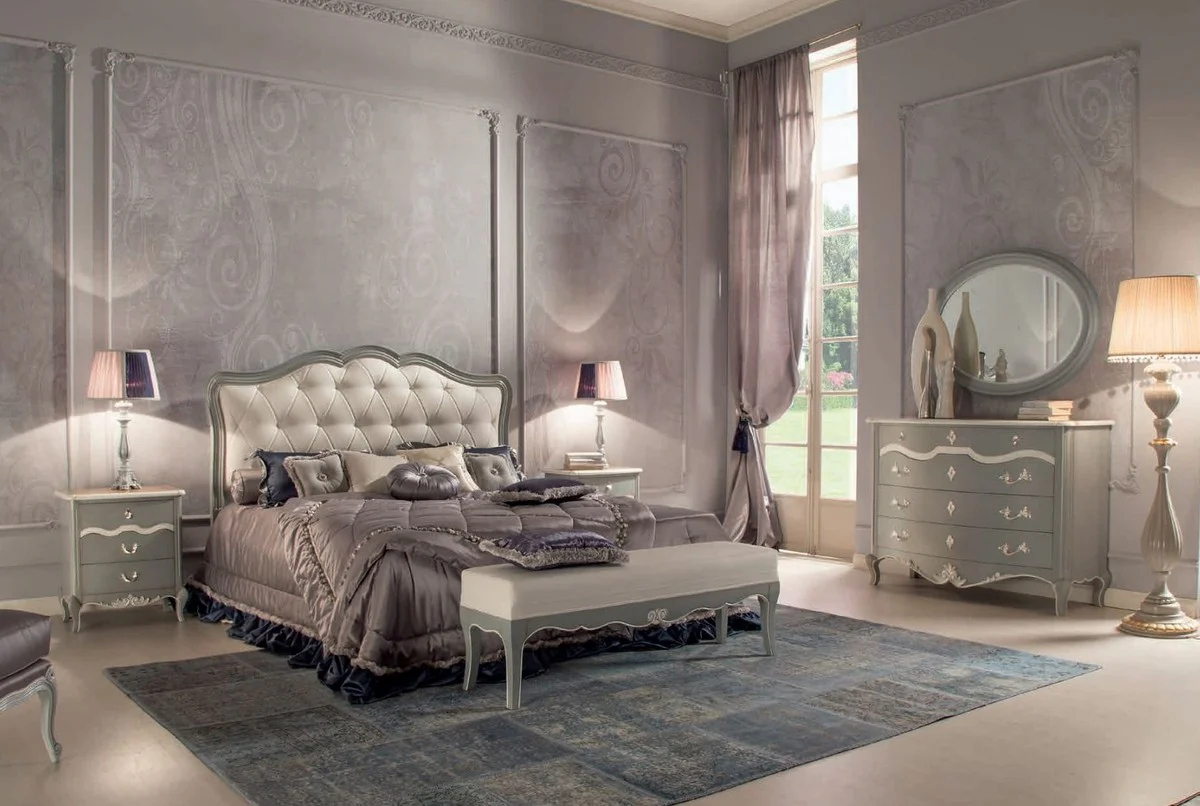 Luxus Barock Nachtkommode mit 3 Schubladen Grau / Weiß - Handgefertigter Barock Nachttisch - Barock Schlafzimmer Möbel - Luxus Möbel in Barockstil - Luxus Qualität - Made in Italy