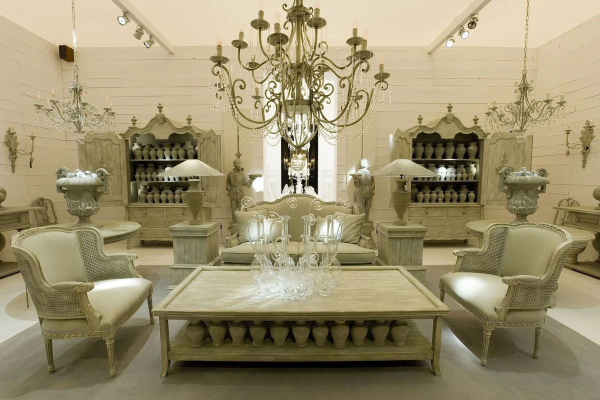 Luxus Barock Sofa Grau / Antik Grau 185 x 95 x H. 111 cm - Wohnzimmer Sofa mit dekorativen Kissen - Edle Barock Möbel