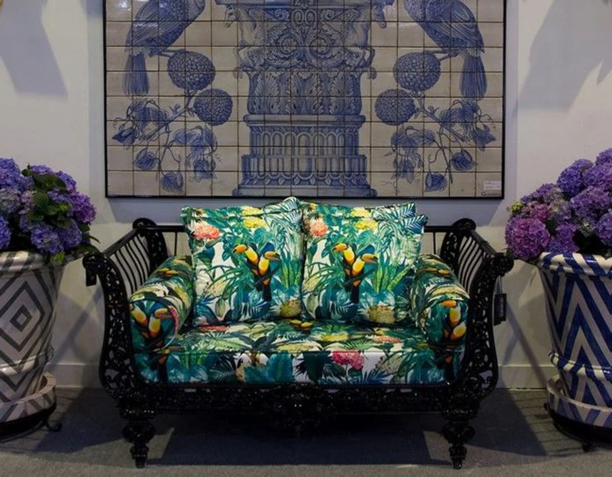 Luxus Barock Sofa Schwarz / Mehrfarbig 137 x 87 x H. 77 cm - Handgeschmiedetes Schmiedeeisen Sofa mit Kissen - Wohnzimmer Sofa - Garten Sofa - Terrassen Sofa - Barock Möbel