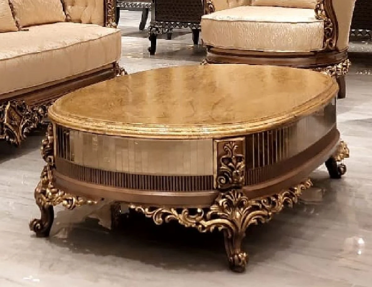 Luxus Barock Wohnzimmer Set Gold / Braun / Gold - 2 Barock Sofas & 2 Barock Sessel & 1 Barock Couchtisch - Luxus Wohnzimmer Möbel im Barockstil - Barock Möbel - Edel & Prunkvoll