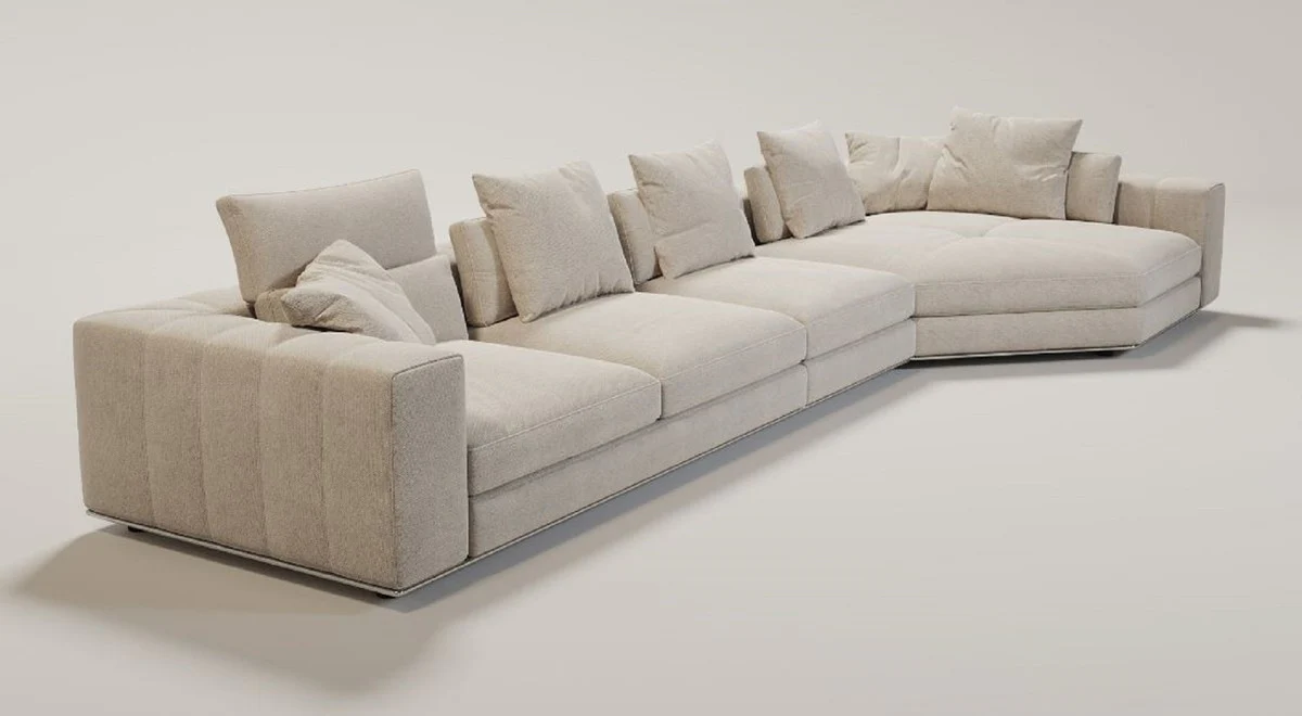 Luxus Wohnzimmer Sofa mit Kissen Beige / Silber 400 x 130 x H. 56 cm - Luxus Wohnzimmer Möbel