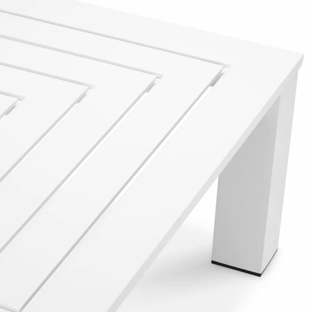 Luxus Couchtisch Matt Weiß / Schwarz 101,5 cm - Outdoor Garten Möbel