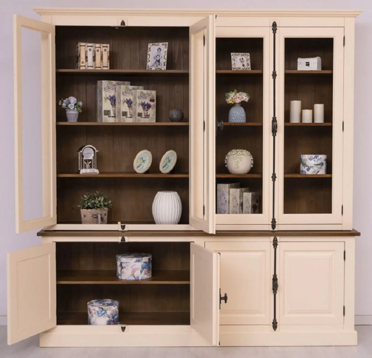 Landhausstil Esszimmerschrank Creme / Braun 223 x 50 x H. 228 cm - Massivholz Küchenschrank - Esszimmer Möbel im Landhausstil - Landhausstil Esszimmer Einrichtung