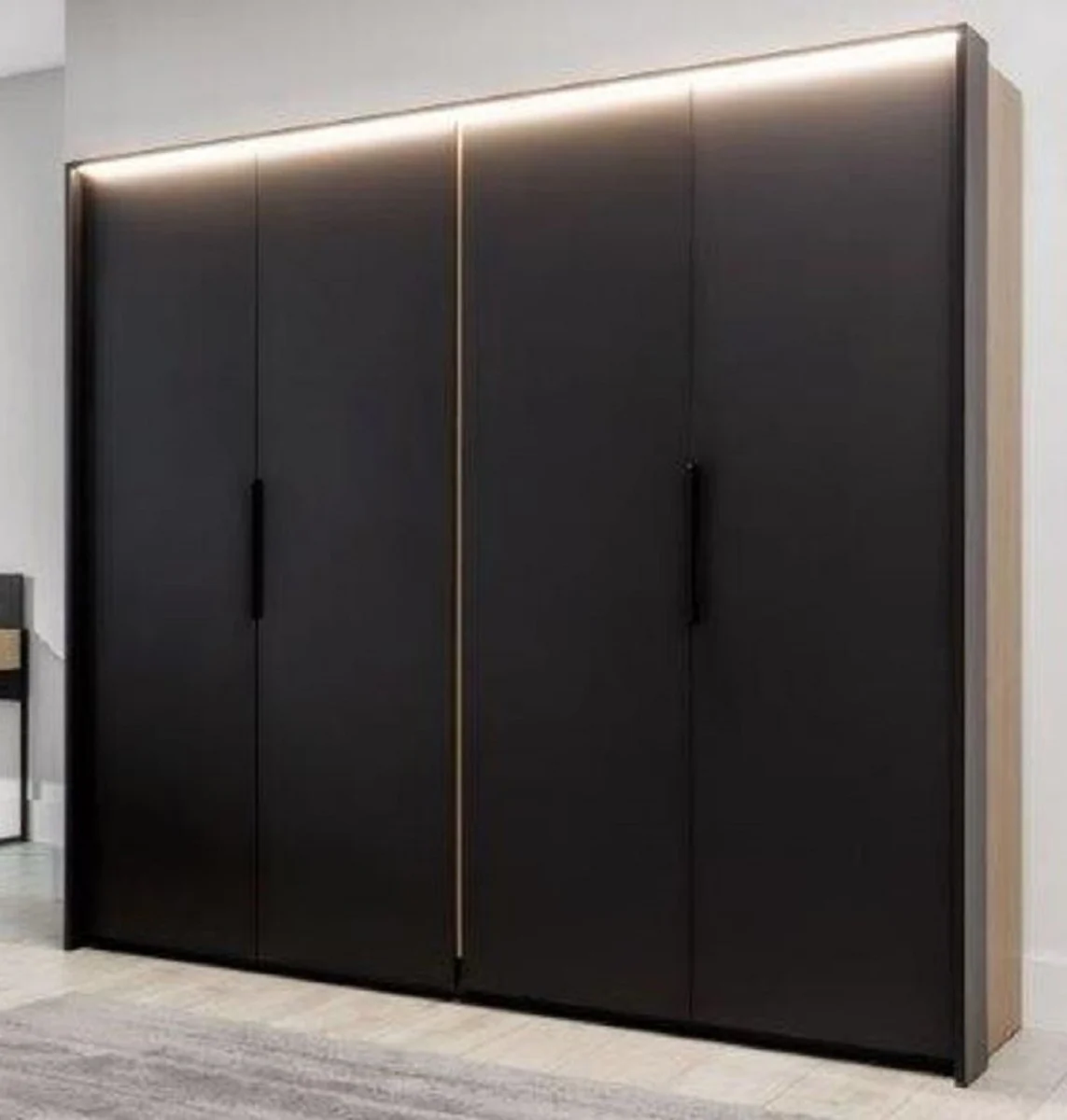 Luxus Schlafzimmerschrank Schwarz / Naturfarben - Massivholz Kleiderschrank mit 2 Türen - Schlafzimmer Möbel - Hotel Möbel - Luxus Möbel - Luxus Einrichtung