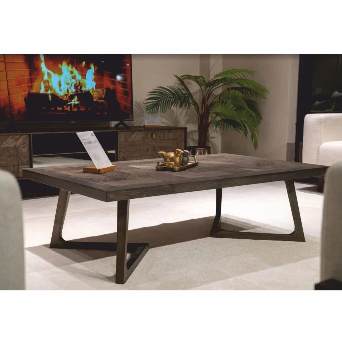 Luxus Massivholz Couchtisch Braun 138 cm - Hotel & Wohnzimmer Möbel