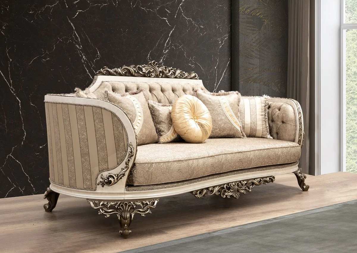 Luxus Barock Sofa Beige / Cremefarben / Braun / Gold - Prunkvolles Wohnzimmer Sofa mit elegantem Muster - Barock Wohnzimmer Möbel