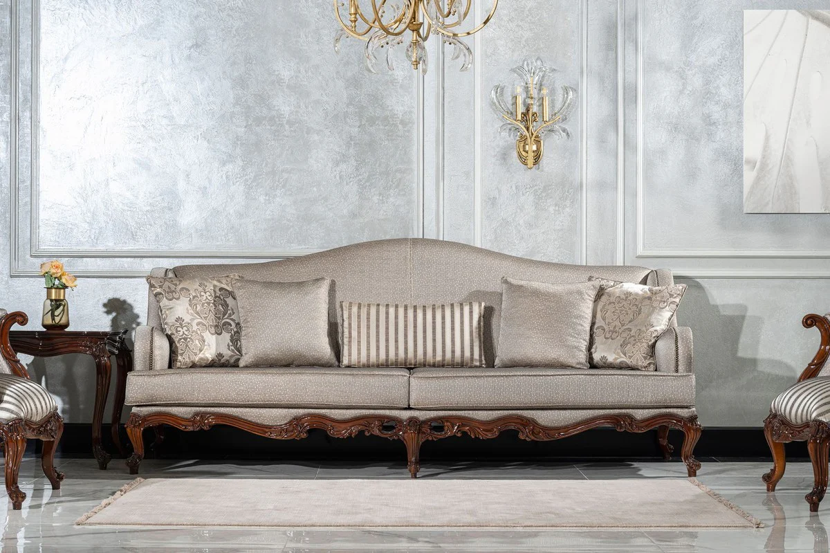 Luxus Barock Wohnzimmer Sofa Silber / Braun - Handgefertigtes Barockstil Sofa mit dekorativen Kissen - Luxus Wohnzimmer Möbel im Barockstil - Barock Möbel - Edel & Prunkvoll