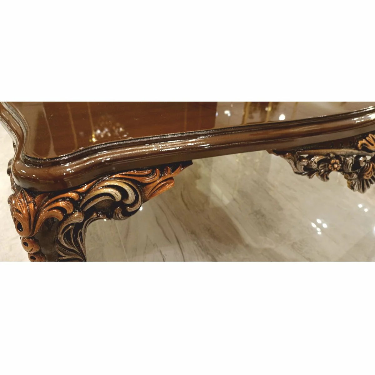 Luxus Barock Couchtisch Dunkelbraun / Grau / Bronze 119 cm - Barock Möbel