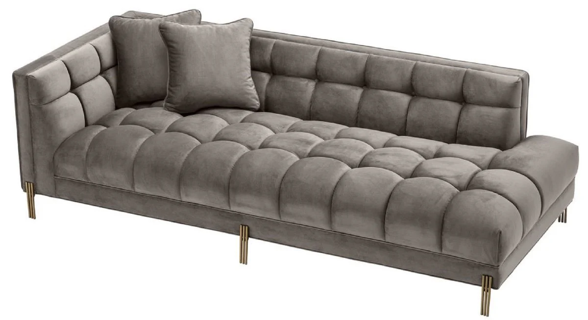 Luxus Lounge Sofa Grau - Greige / Messingfarben 223 x 95 x H. 68 cm - Linksseitiges Wohnzimmer Sofa mit edlem Samtsoff und 2 Kissen